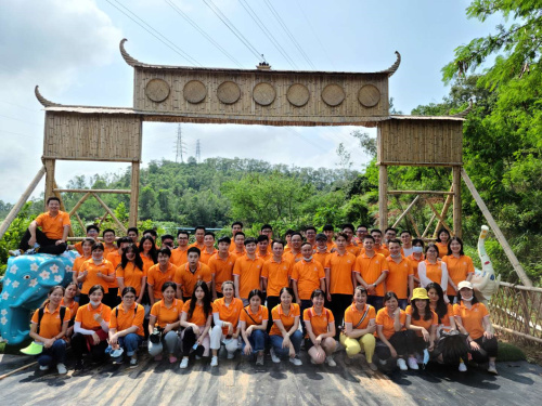 無(wú)畏風(fēng)雨，深圳市新曙光知識(shí)產(chǎn)權(quán)服務(wù)有限公司到九龍生態(tài)園團(tuán)建一日游